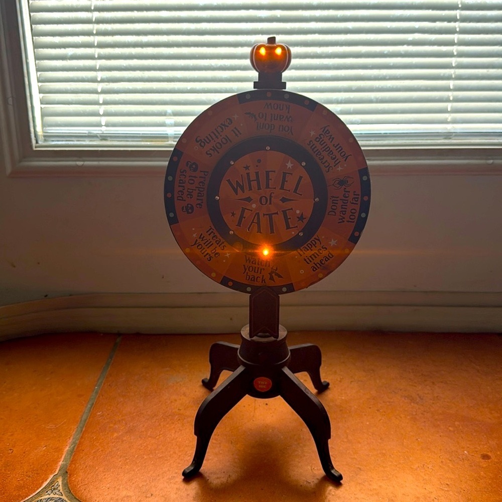 Halloween Wheel of Fate Decor